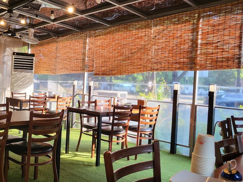 정갈한 테이블 세팅