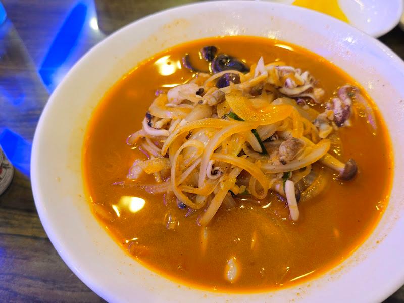 푸짐한 해물이 인상적인 짬뽕