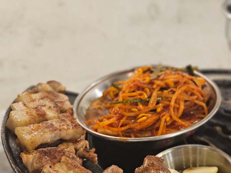 삼겹살과 곁들여 먹는 밑반찬