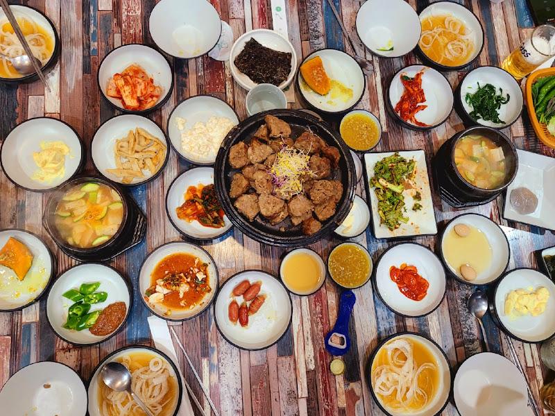 푸짐한 한 상 차림