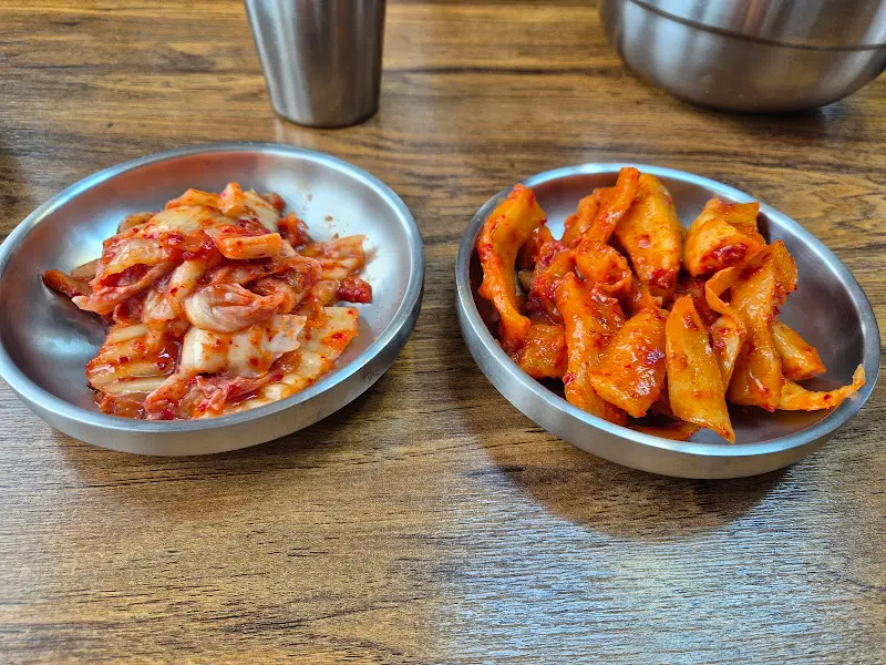 김치와 깍두기 사진