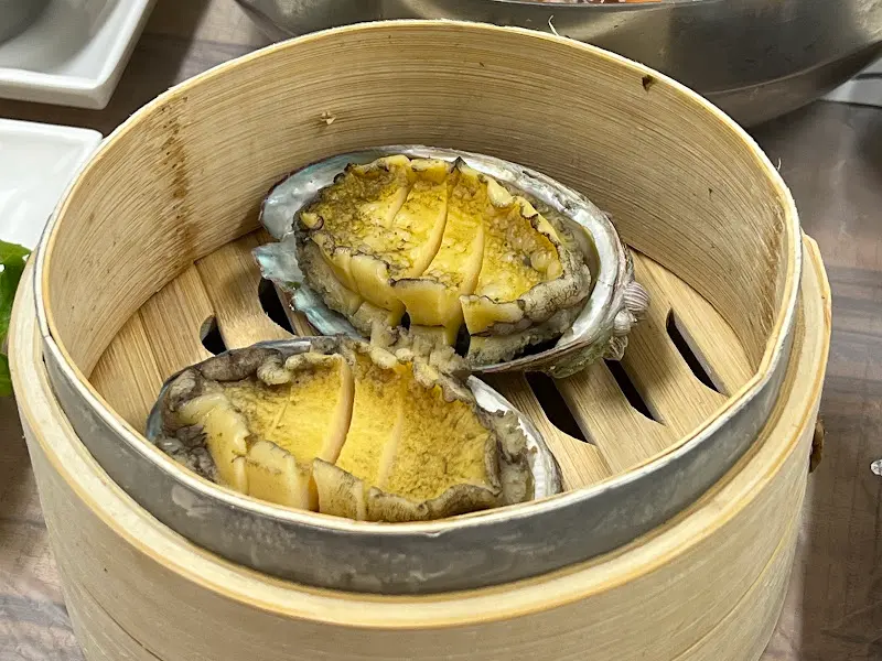 촉촉하고 부드러운 전복찜