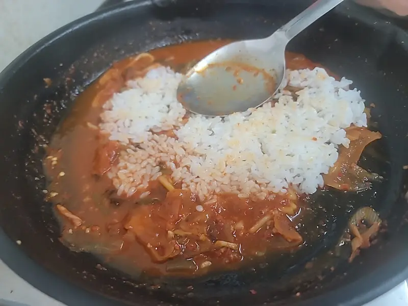 오징어찌개 볶음밥 준비