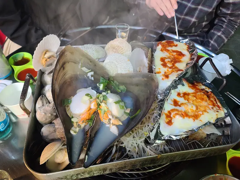 조개찜 한 상 차림