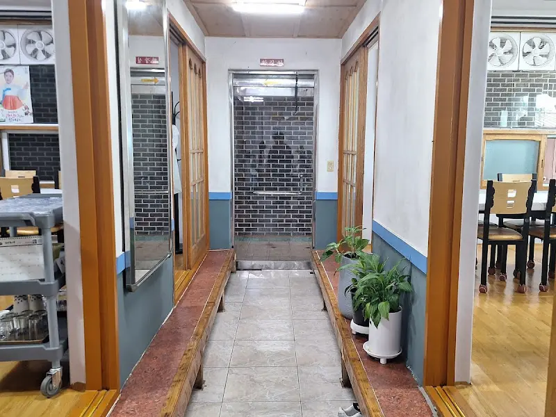 용문가든 내부 인테리어