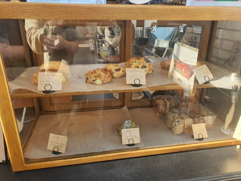 다양한 종류의 스콘