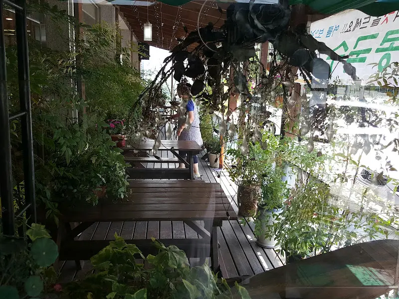 밀밭사랑 내부 인테리어