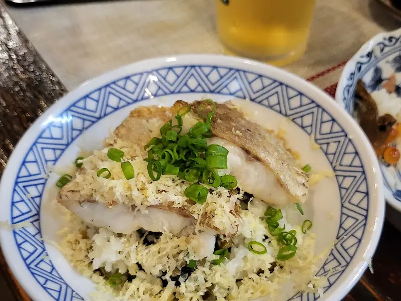 겉바속촉한 생선 구이