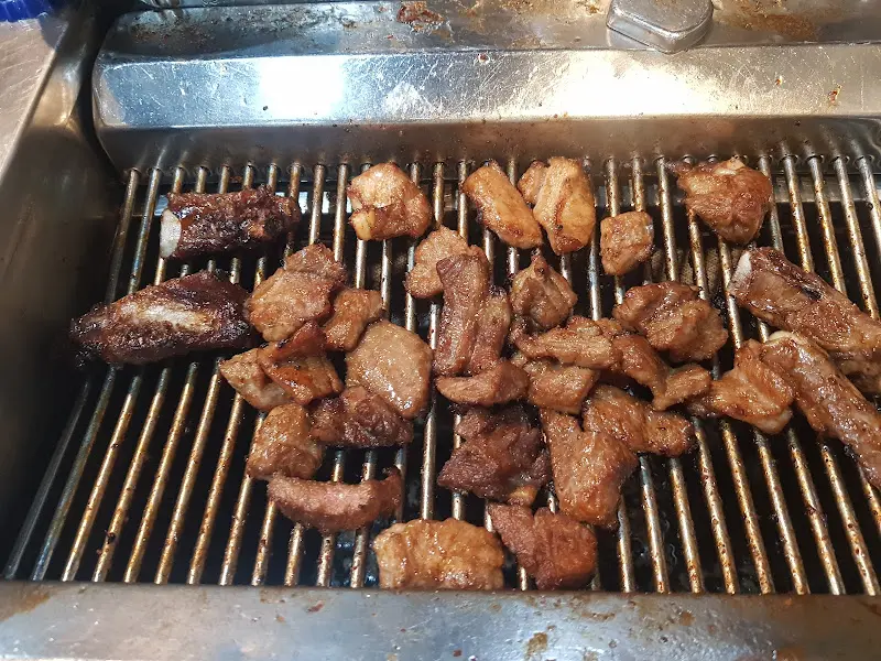 잘 익은 돼지갈비