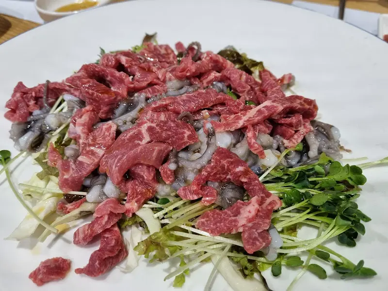 육회 탕탕이 근접샷