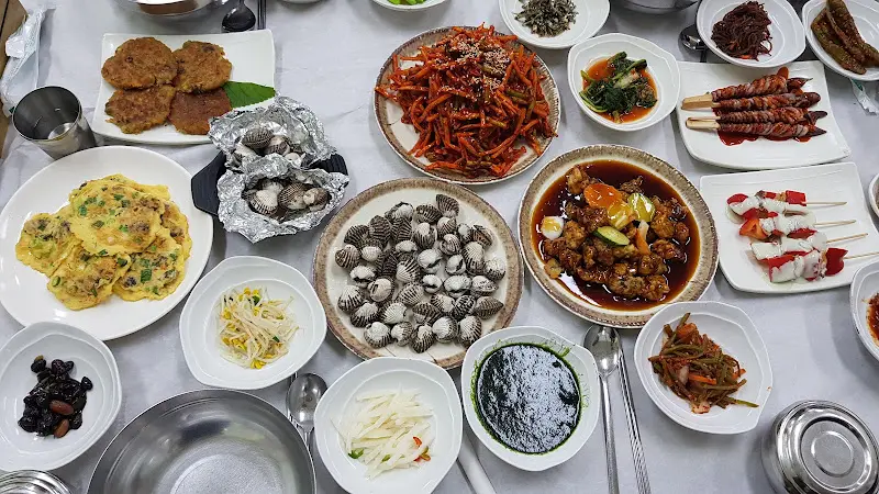 불백 정식 한상 차림