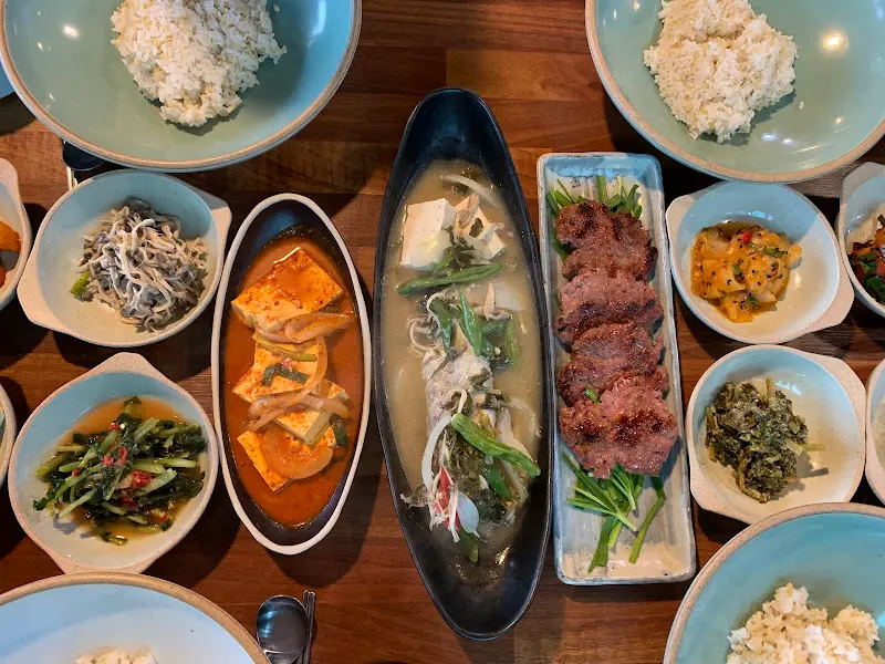 푸짐한 한 상 차림