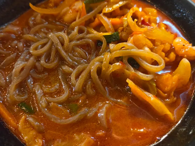 푸짐한 메밀짬뽕