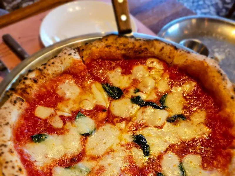 마르게리따 피자