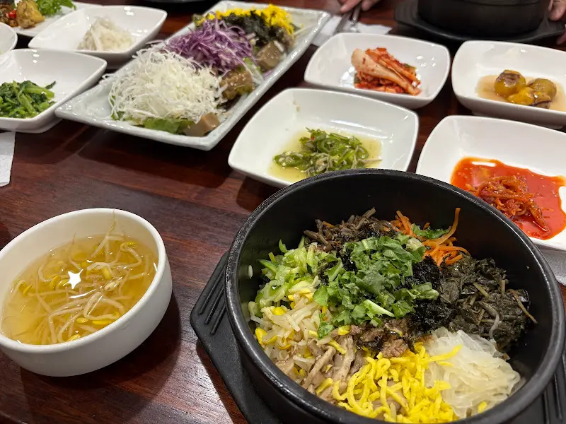 돌솥비빔밥