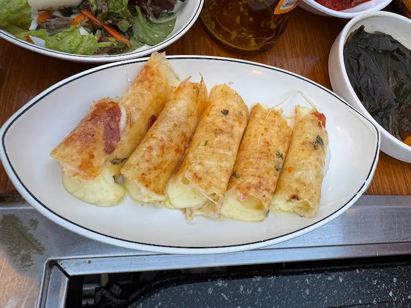 치즈 누룽지롤의 먹음직스러운 모습