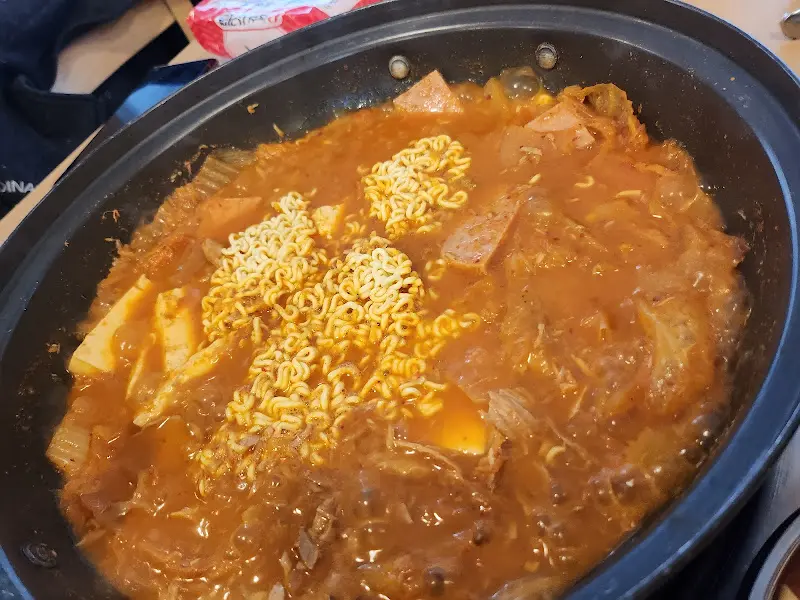 김치찌개 푸짐한 양