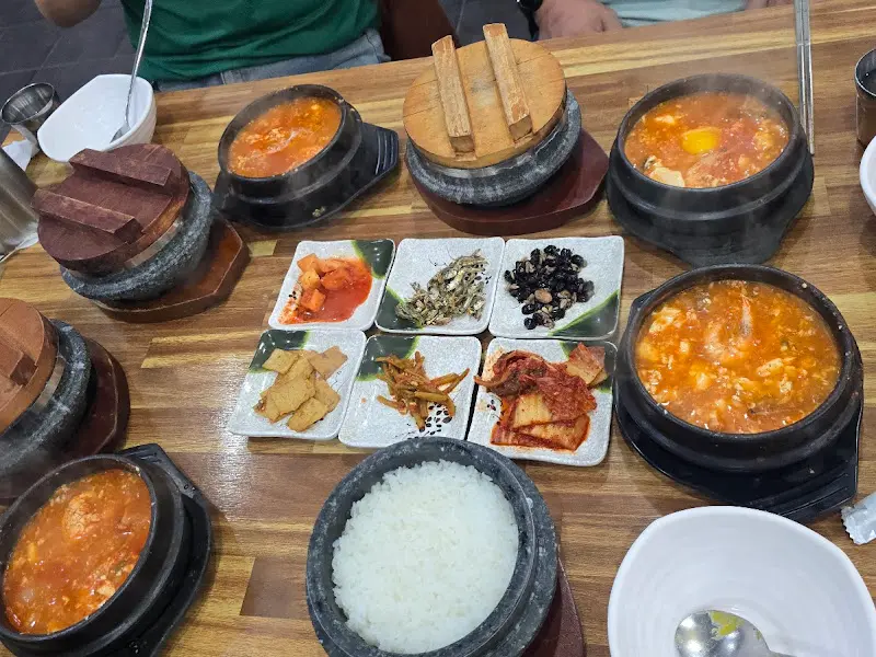 해물순두부 한 상 차림