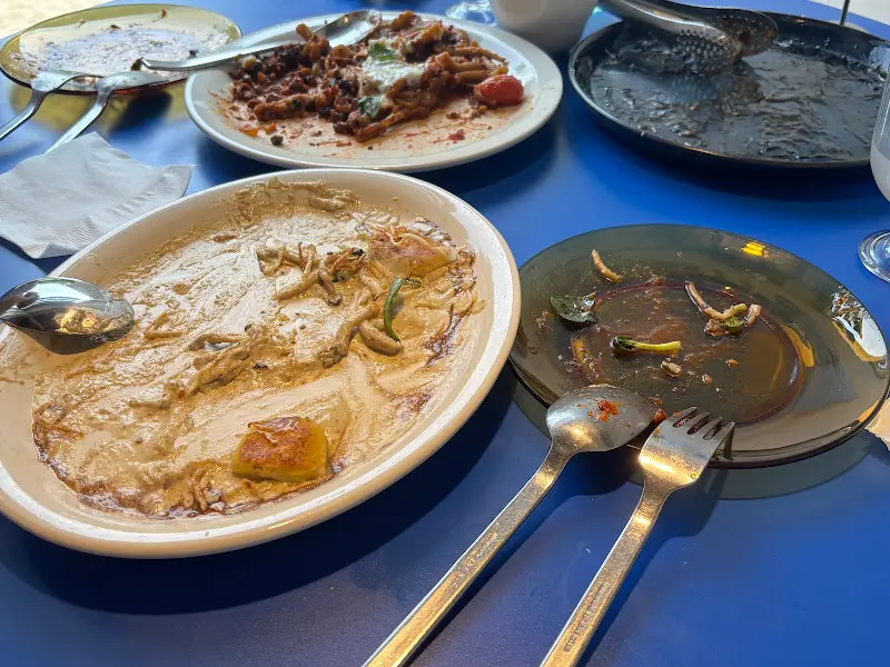 싹 비운 접시들