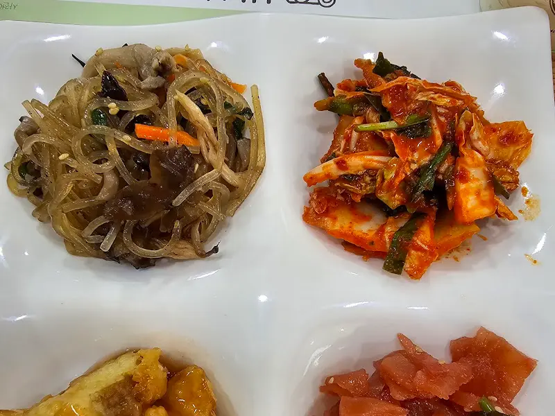 곁들임 반찬 클로즈업