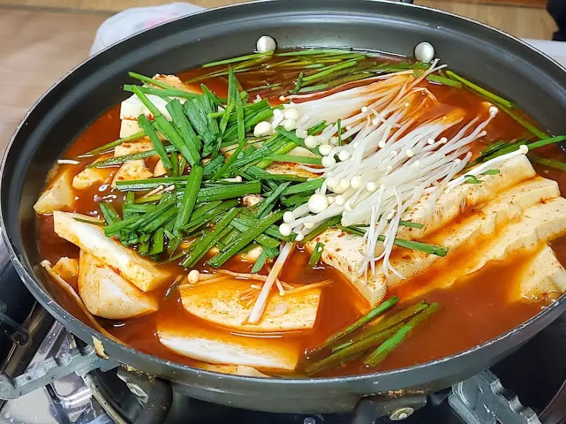 산초 두부전골