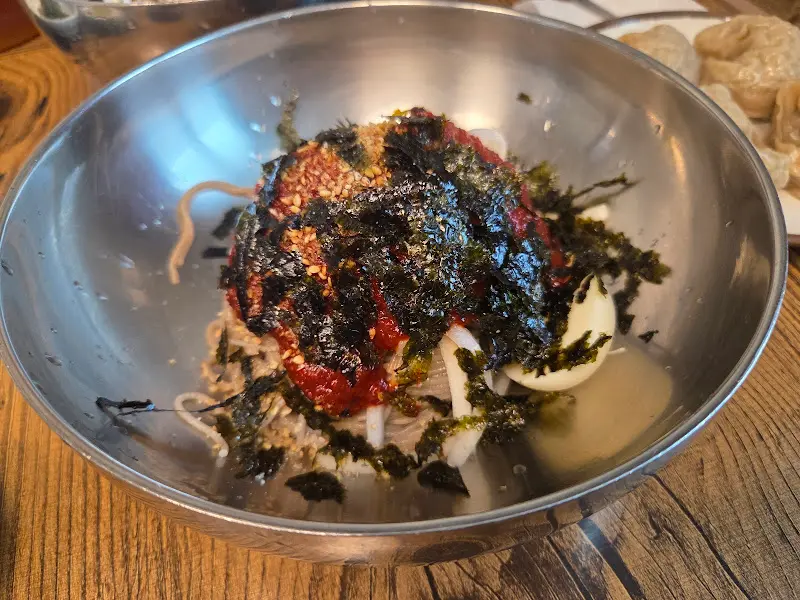 비빔막국수