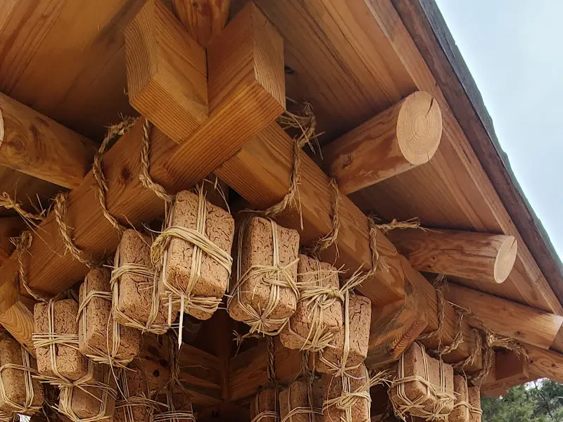 처마 밑에 매달린 메주