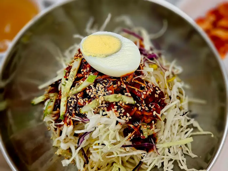 매콤달콤한 쫄면의 자태