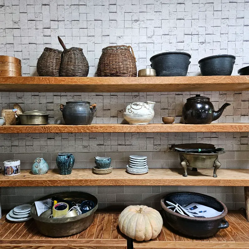 고토일 청국장 내부 인테리어