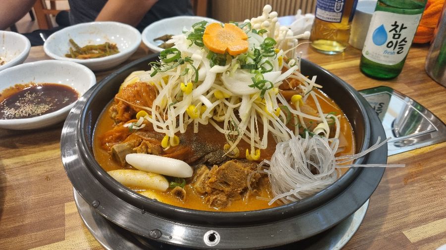 운천식당 뼈해장국