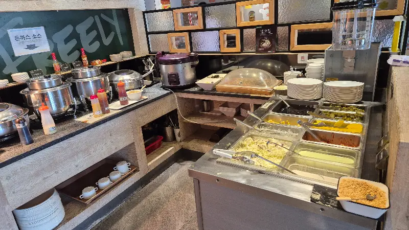 푸릴리 내부 모습