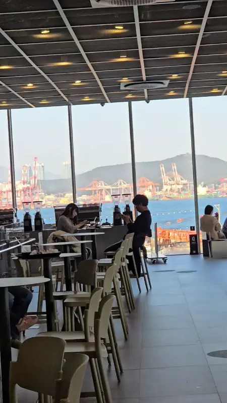 피아크에서 바라본 바다