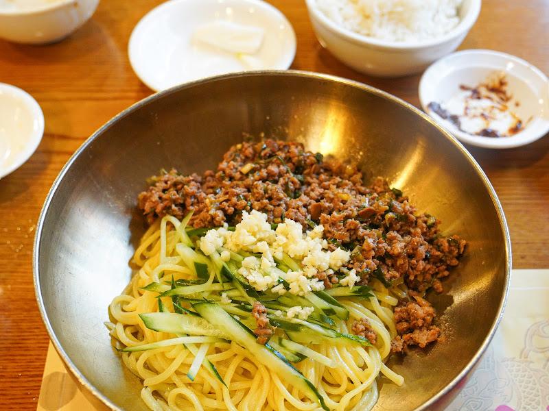 하얀백년짜장 재료