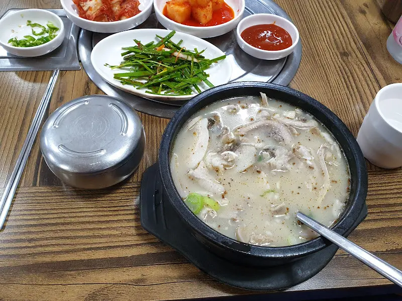 윤식당 한상차림