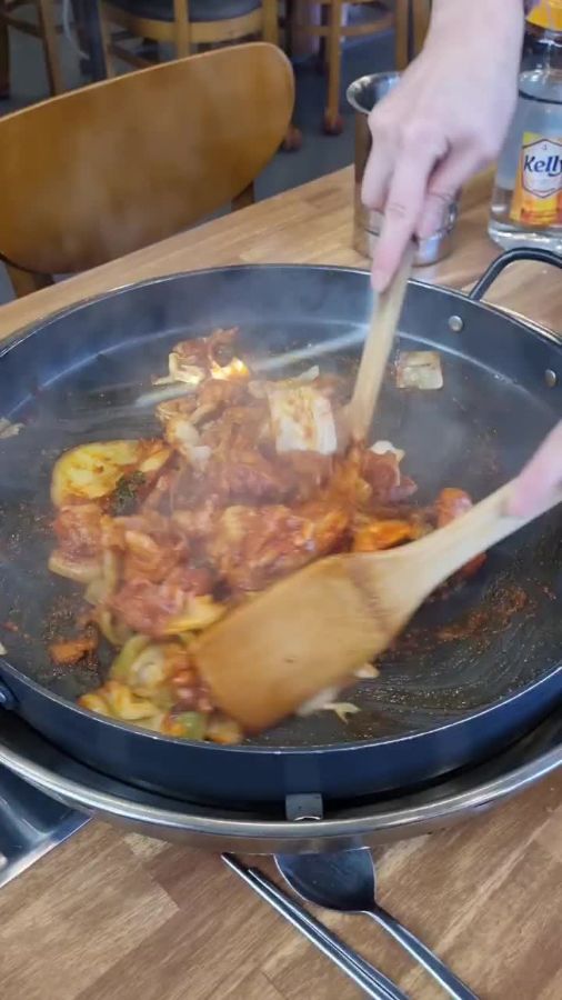 닭갈비 조리 모습
