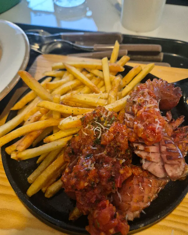 스테이크와 감자튀김