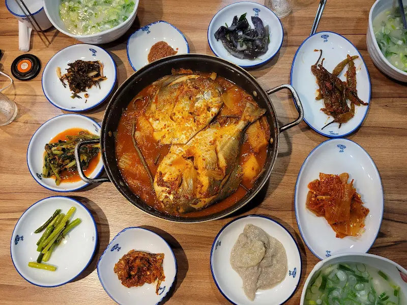 병어조림 한상차림