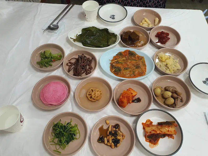 영남식당 한상차림