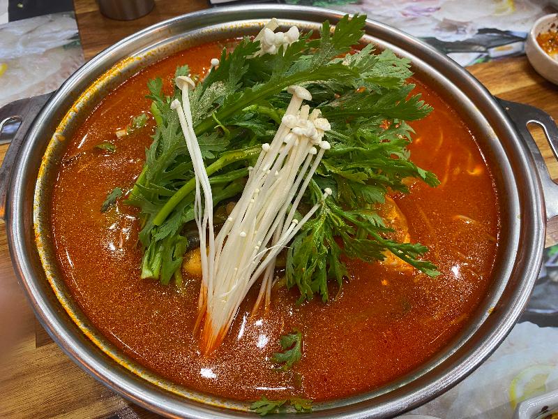 어부직영횟집 매운탕