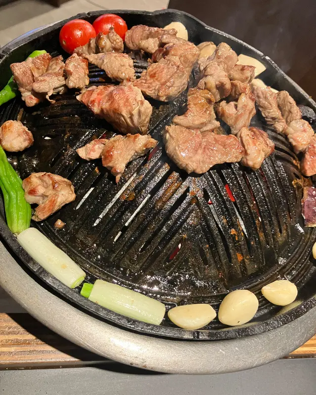 맛있게 구워진 양고기