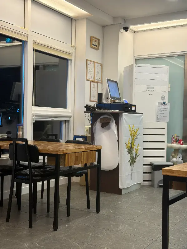 깔끔한 내부 전경