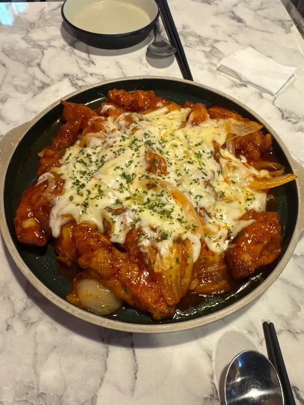 푸짐한 김피탕 한상차림