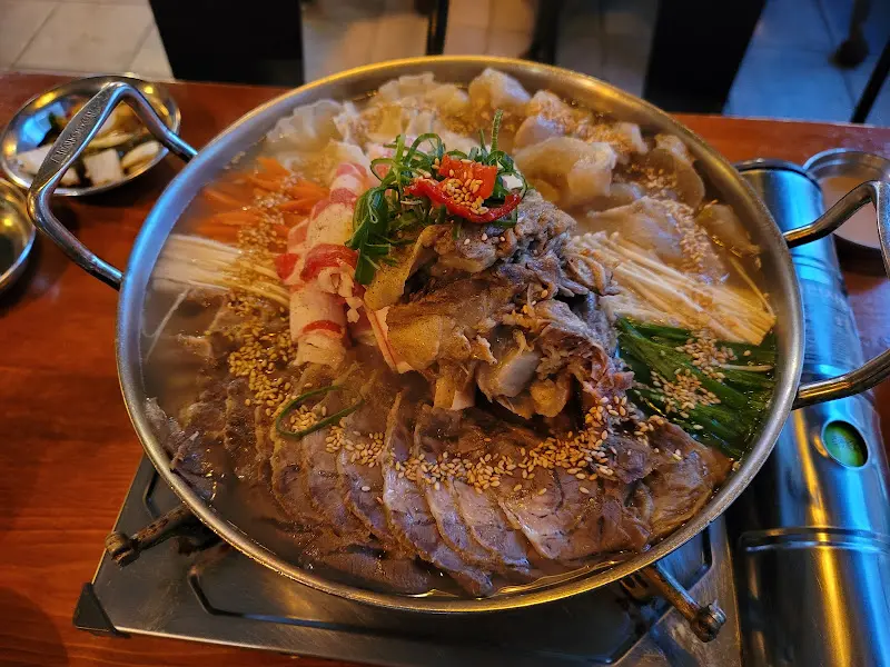 모란주점 스지 모듬 전골