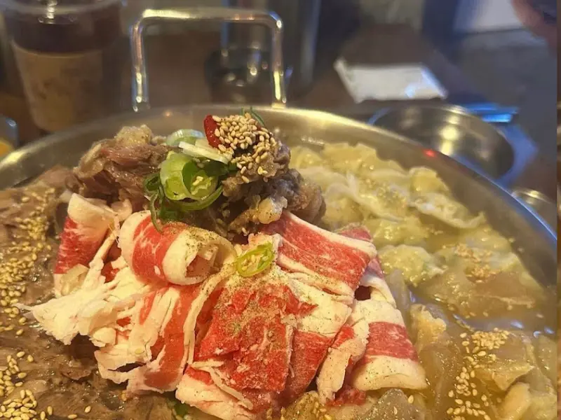 모란주점 스지전골 근접샷