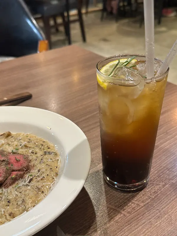 스테이크와 함께 곁들이기 좋은 에이드