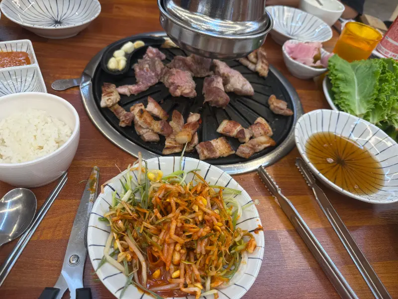 푸짐한 테이블 세팅