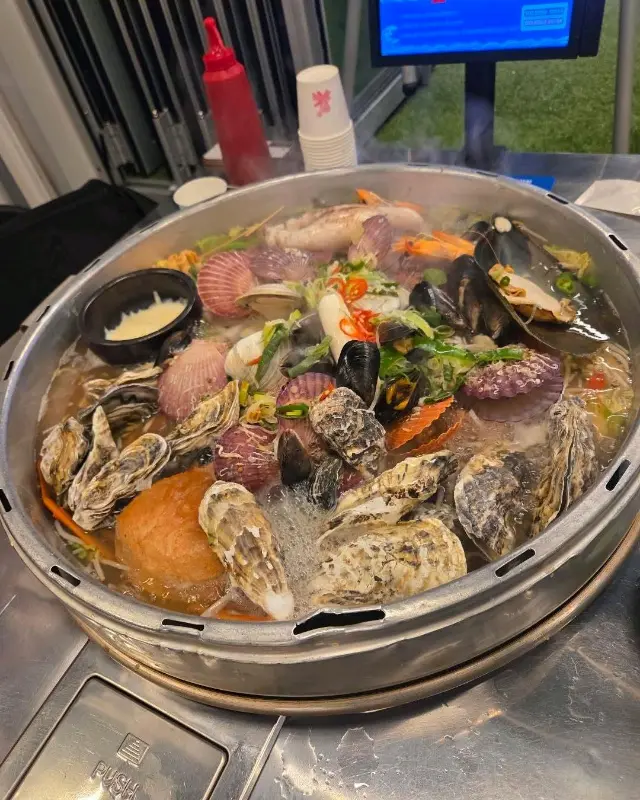 푸짐한 조개전골