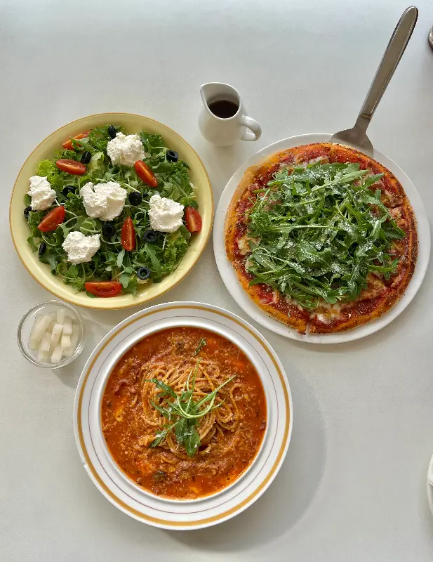 메리 플레이트, 리코타 치즈 샐러드, 아라비아따 파스타