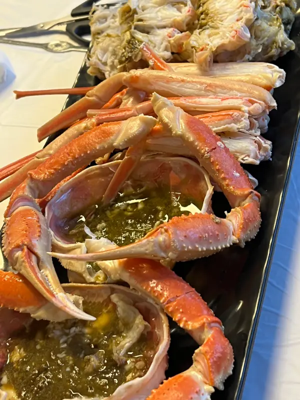먹음직스러운 대게 한 상