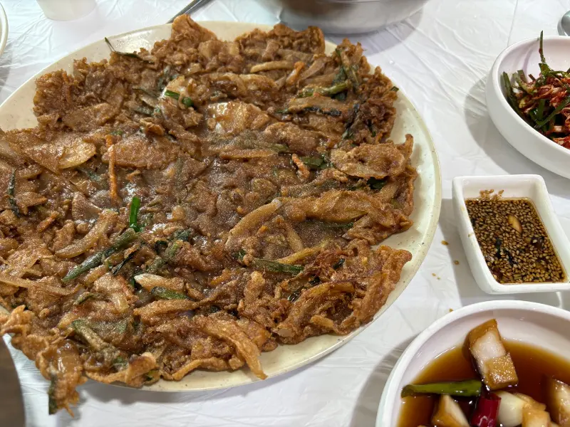 겉바속촉의 정석, 도토리 빈대떡